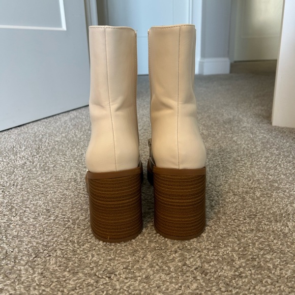 Universal Thread Jenna platform boots - Picture 5 of 7